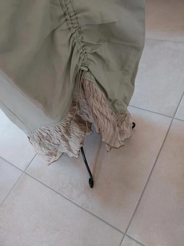 🌿 Robe longue Fiorenti kaki clair – Taille 44 – Élégante et fluide 🌿 – photo 3
